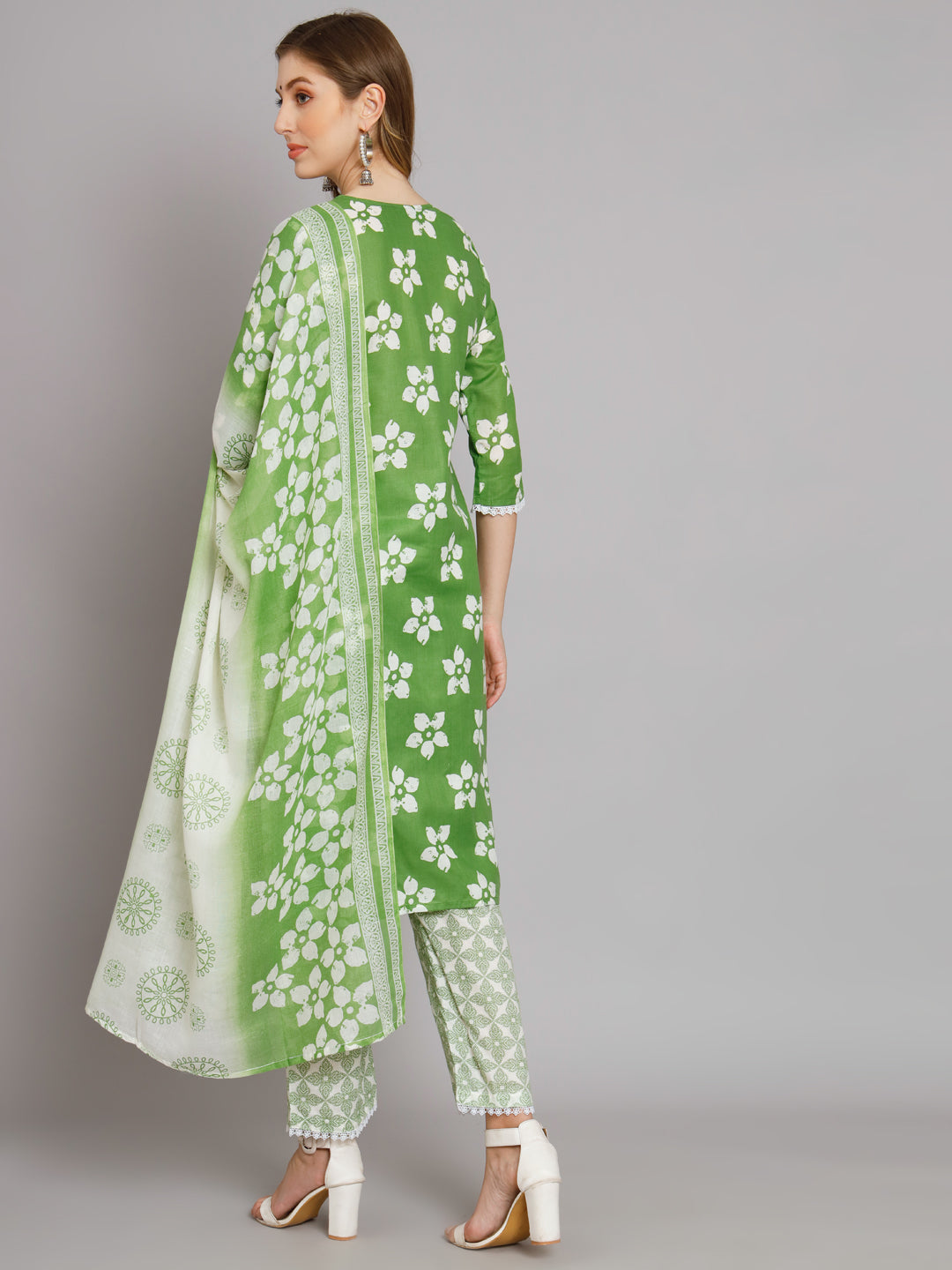 Green Cotton printed Kurta with Trousers with dupatta