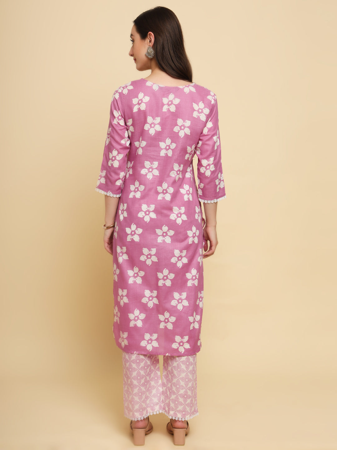 Pink & white printed Kurta with Trousers with dupatta
