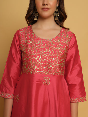PEACH TAFETA SILK EMBROIDERED GOWN WITH DUAPTTA