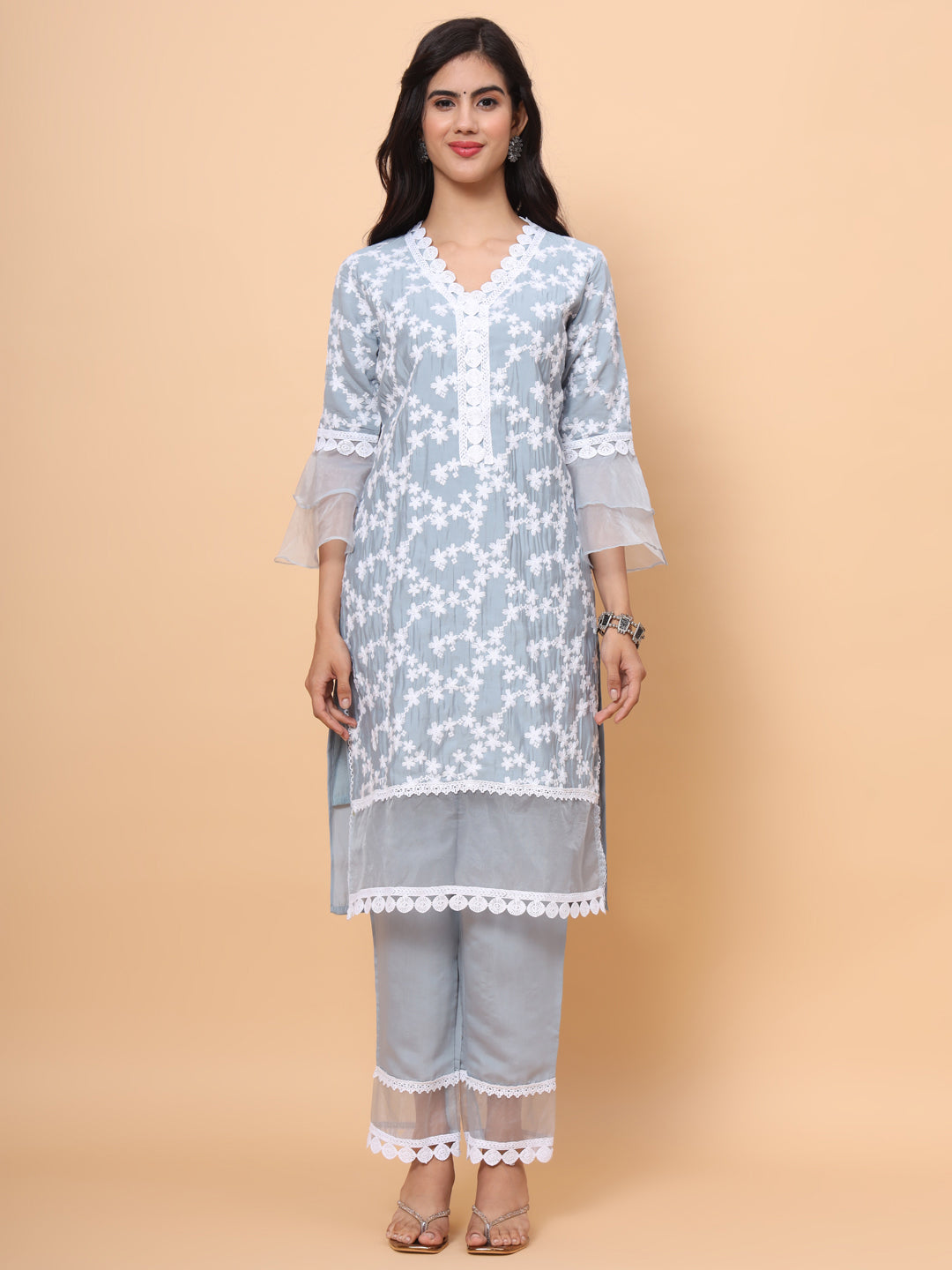 GREY FLORAL EMBOROIDERED KURTA WITH TROUSERS DUPATTA